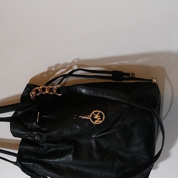 Michael Kors Black Shoulder Bag - Picture 3 of 13